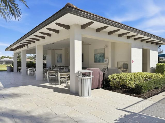 5197 BARNETT CIRCLE, Lakewood Ranch, FL 34211