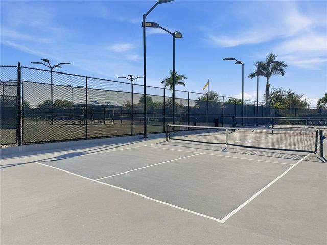 5197 BARNETT CIRCLE, Lakewood Ranch, FL 34211