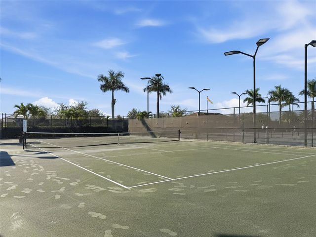 5197 BARNETT CIRCLE, Lakewood Ranch, FL 34211