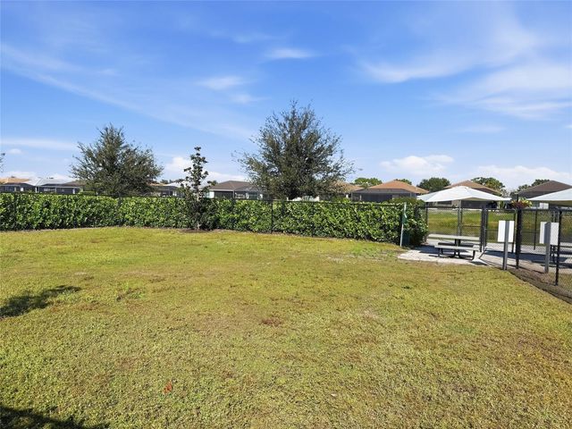 5197 BARNETT CIRCLE, Lakewood Ranch, FL 34211