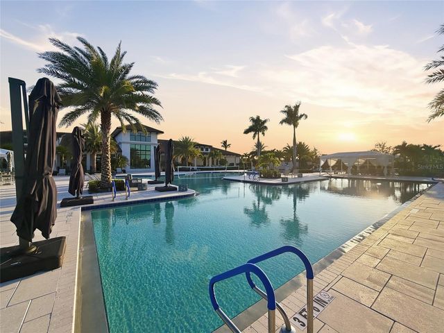 5197 BARNETT CIRCLE, Lakewood Ranch, FL 34211