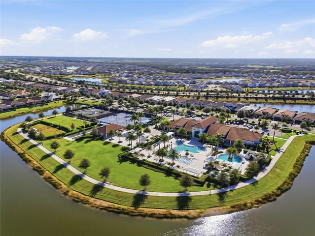 5197 BARNETT CIRCLE, Lakewood Ranch, FL 34211