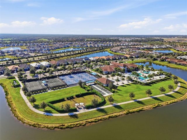 5197 BARNETT CIRCLE, Lakewood Ranch, FL 34211