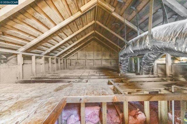 2517 Filbert St, Oakland, CA 94607