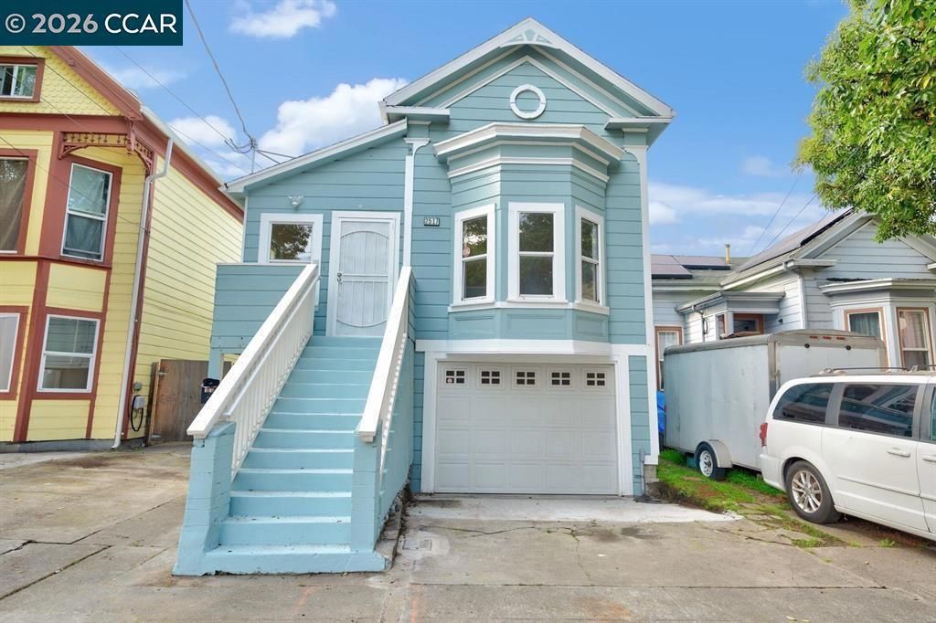 2517 Filbert St, Oakland, CA 94607