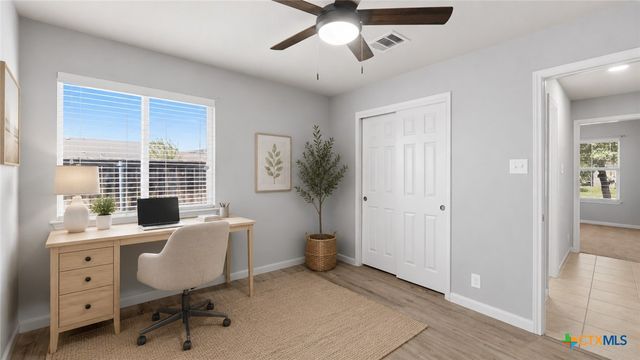 604 Briggs Drive, New Braunfels, TX 78130