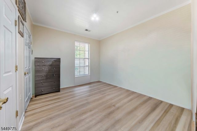 319 Sophee Ln, Lakewood Twp., NJ 08701