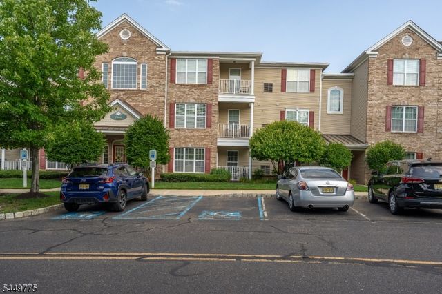 319 Sophee Ln, Lakewood Twp., NJ 08701
