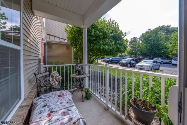 319 Sophee Ln, Lakewood Twp., NJ 08701