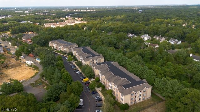 319 Sophee Ln, Lakewood Twp., NJ 08701