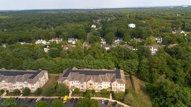 319 Sophee Ln, Lakewood Twp., NJ 08701