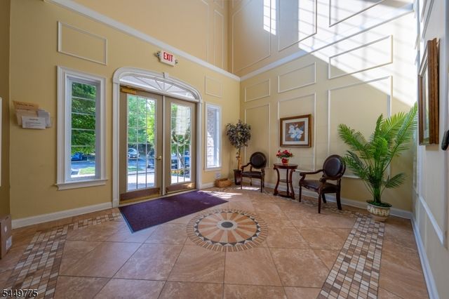 319 Sophee Ln, Lakewood Twp., NJ 08701