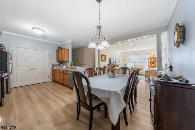 319 Sophee Ln, Lakewood Twp., NJ 08701