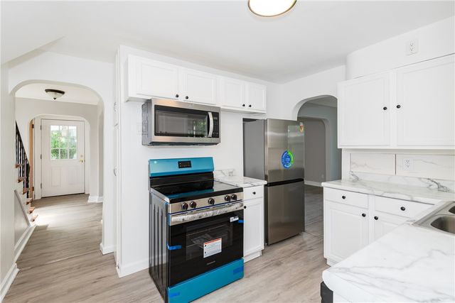 4233 Corinth Boulevard, Dayton, OH 45410