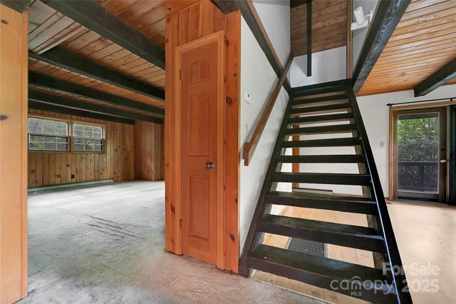 1152 Soquili Drive, Brevard, NC 28712