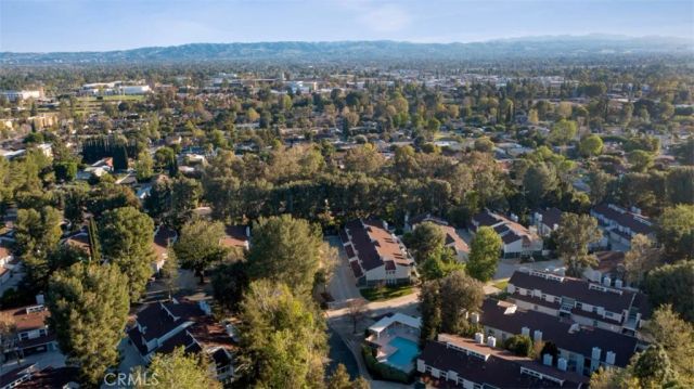 18200 Andrea Circle South 6, Northridge, CA 91325