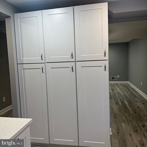503 HOLLY HUNT RD, Middle River, MD 21220