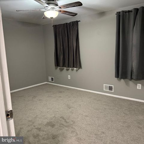 503 HOLLY HUNT RD, Middle River, MD 21220