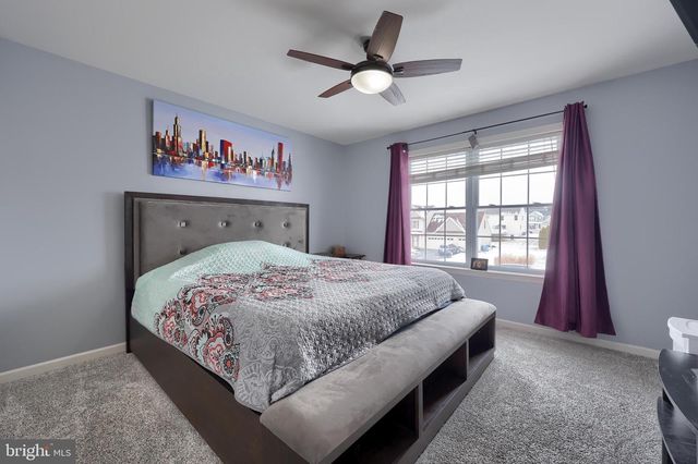 385 TORREY PINES DR, Mount Wolf, PA 17347