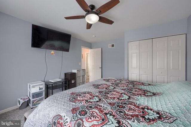 385 TORREY PINES DR, Mount Wolf, PA 17347