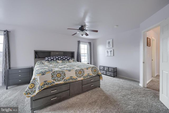 385 TORREY PINES DR, Mount Wolf, PA 17347