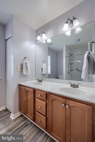 385 TORREY PINES DR, Mount Wolf, PA 17347