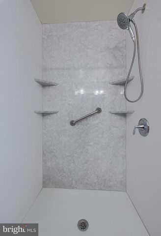 385 TORREY PINES DR, Mount Wolf, PA 17347