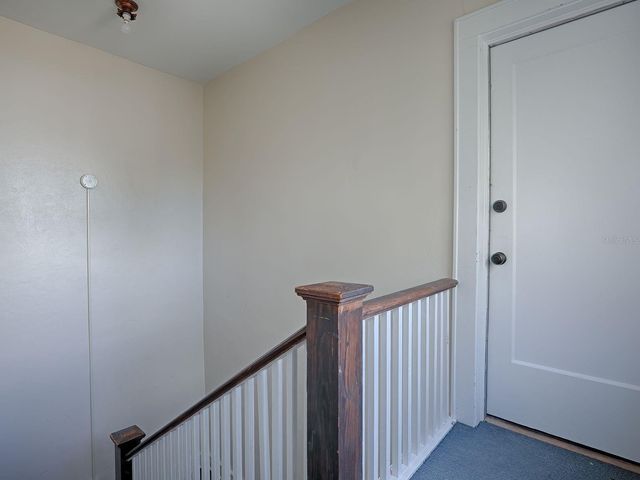 426 E CITRUS AVENUE, Eustis, FL 32726