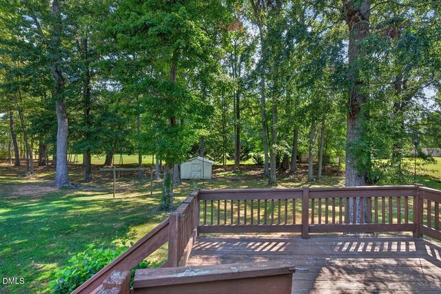 102 Meadow Park, Oxford, NC 27565