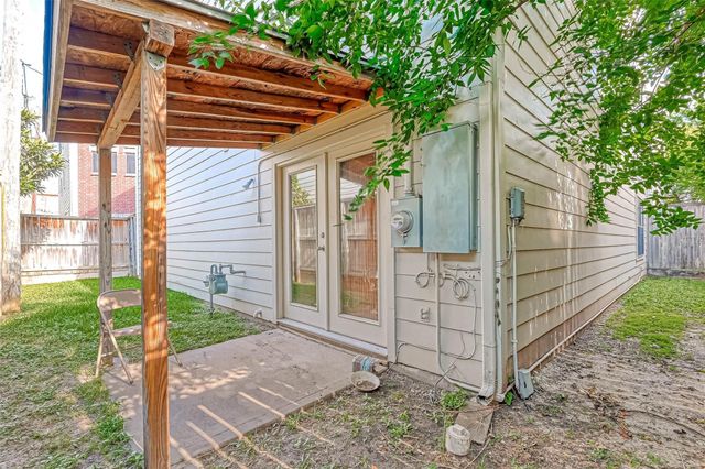 9701 Marlive Lane, Houston, TX 77025
