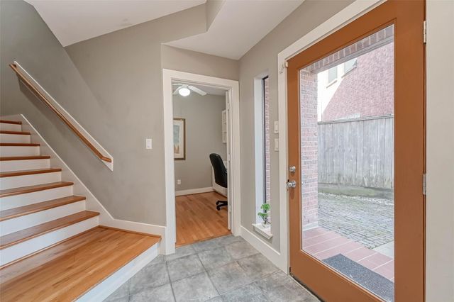 9701 Marlive Lane, Houston, TX 77025
