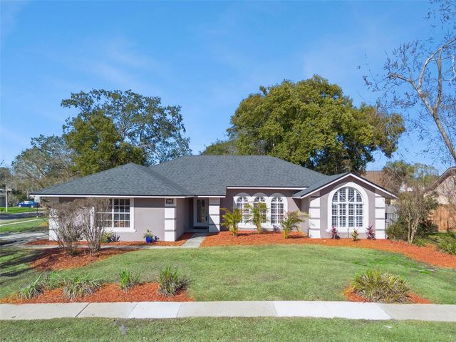 692 ROCHESTER STREET, Oviedo, FL 32765