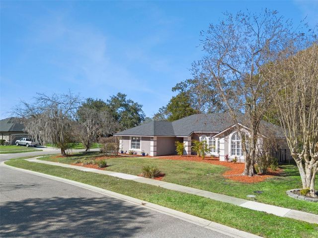 692 ROCHESTER STREET, Oviedo, FL 32765