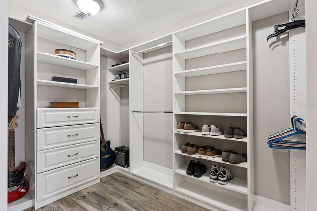 692 ROCHESTER STREET, Oviedo, FL 32765