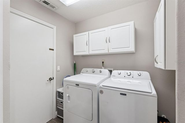 692 ROCHESTER STREET, Oviedo, FL 32765