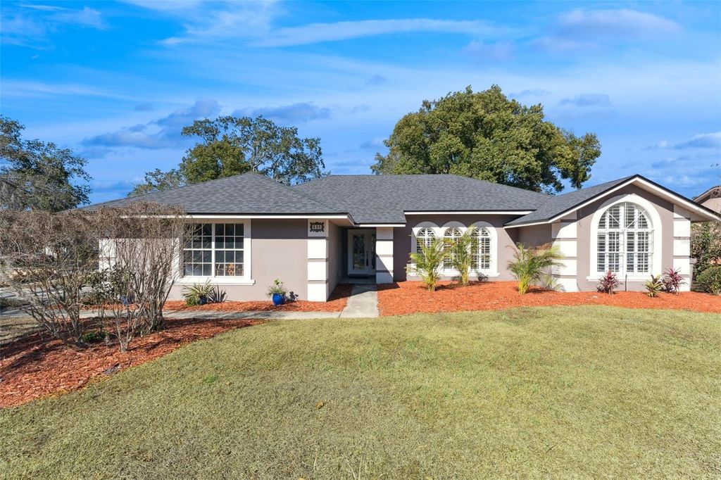 692 ROCHESTER STREET, Oviedo, FL 32765