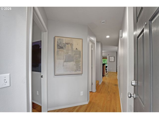 16784 Nw ARIZONA Dr, Beaverton, OR 97006