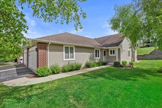 951 Algoma DRIVE, Port Washington, WI 53074