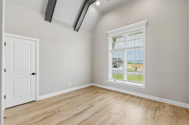 214 E 164th Place S, Glenpool, OK 74033