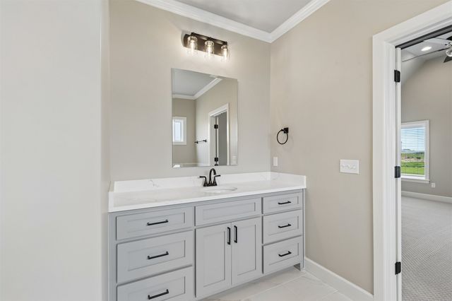 214 E 164th Place S, Glenpool, OK 74033