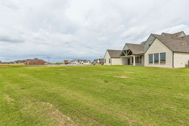 214 E 164th Place S, Glenpool, OK 74033
