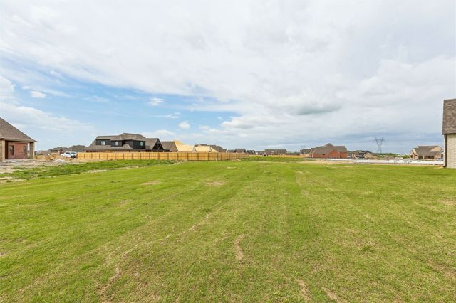 214 E 164th Place S, Glenpool, OK 74033