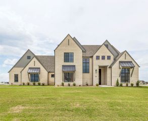 214 E 164th Place S, Glenpool, OK 74033