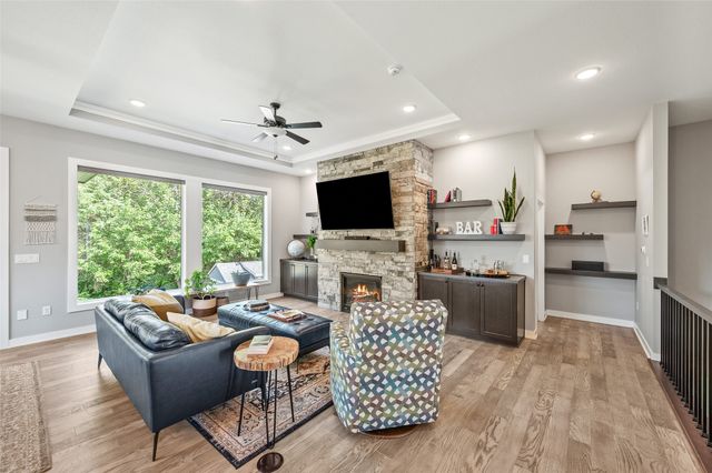 2213 NE Heritage Drive, Grimes, IA 50111