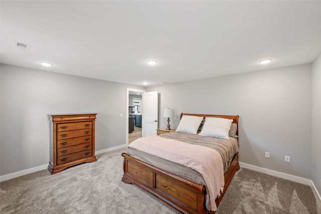 2213 NE Heritage Drive, Grimes, IA 50111