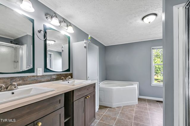 158 Circle Drive, Mountain City, TN 37683