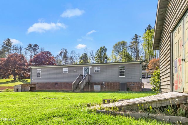 158 Circle Drive, Mountain City, TN 37683