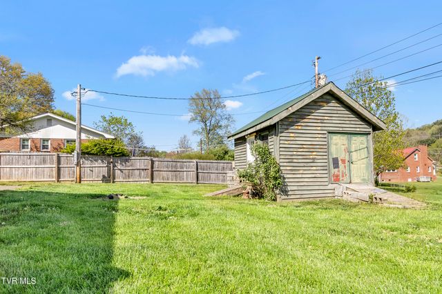 158 Circle Drive, Mountain City, TN 37683