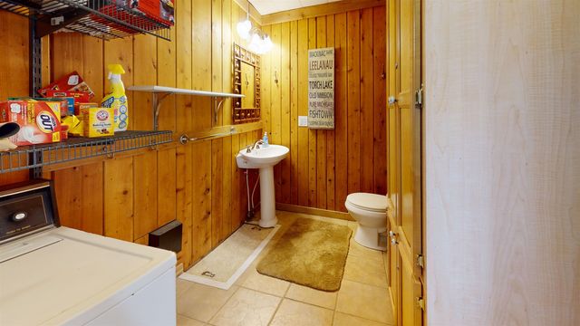 10701 Sw Torch Lake Drive, Rapid City, MI 49676