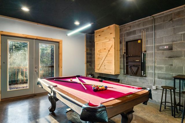 239 Ernest Alta Circle, Blue Ridge, GA 30513